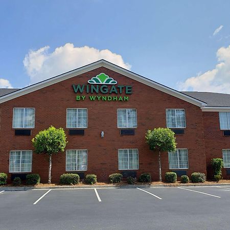 Отель Wingate By Wyndham Savannah I-95 North Порт Уэнтворт Экстерьер фото